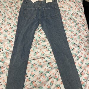 This is a light blue jeans from Boohooman new never been used